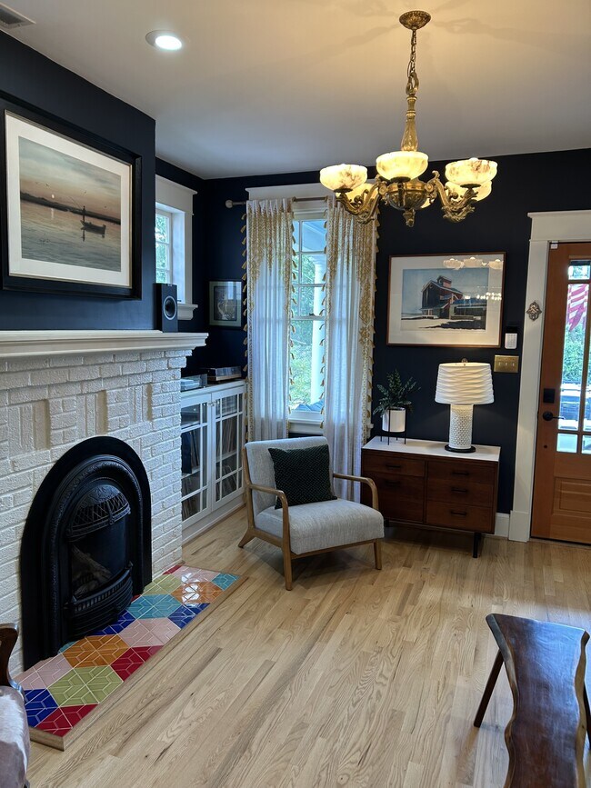 Building Photo - 3332 Grayland Ave