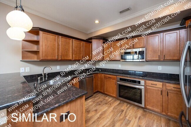 Building Photo - 14105 Airline Ave