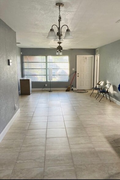 Building Photo - 1278 NW 31st Way