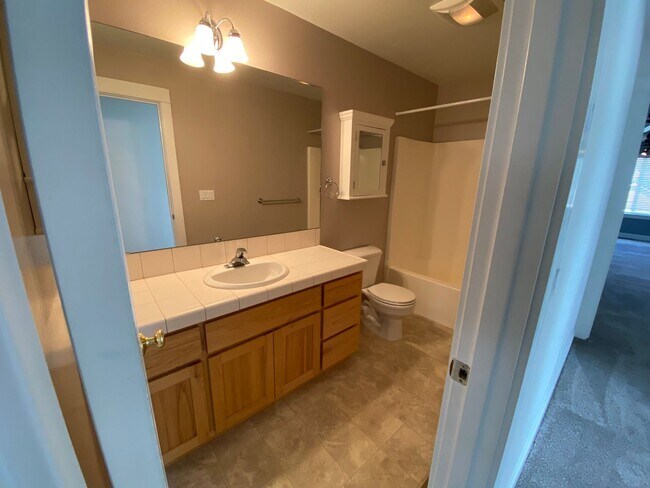 Building Photo - 20646 Hummingbird Ln