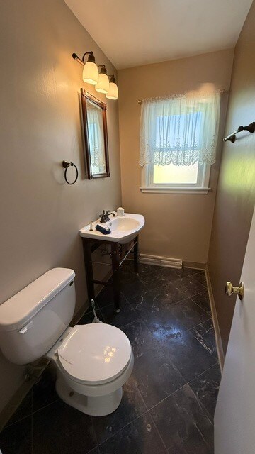 Building Photo - 5832 Reba St