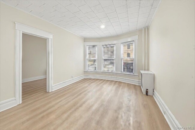 Building Photo - 169 Lockwood Ave