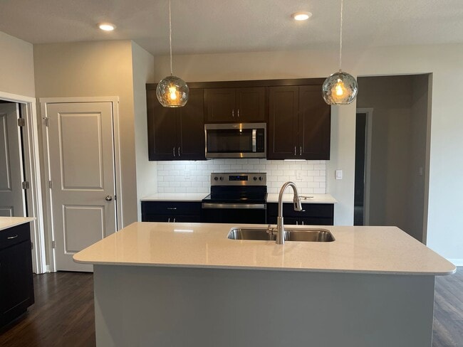 Building Photo - Spacious recently built home just west of Waukee!