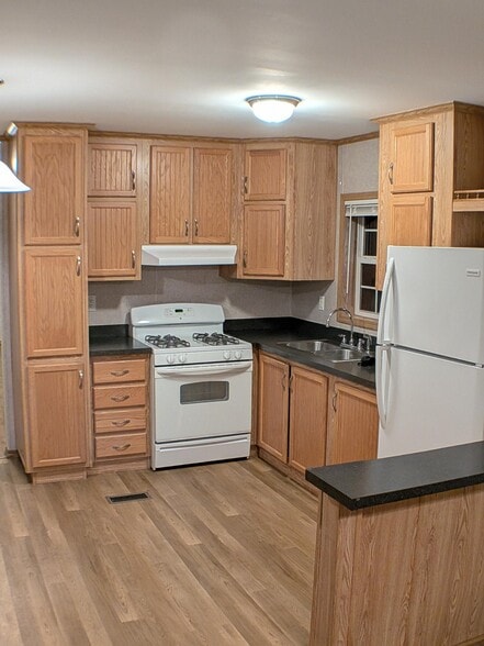 Building Photo - 47 Dudley Plz