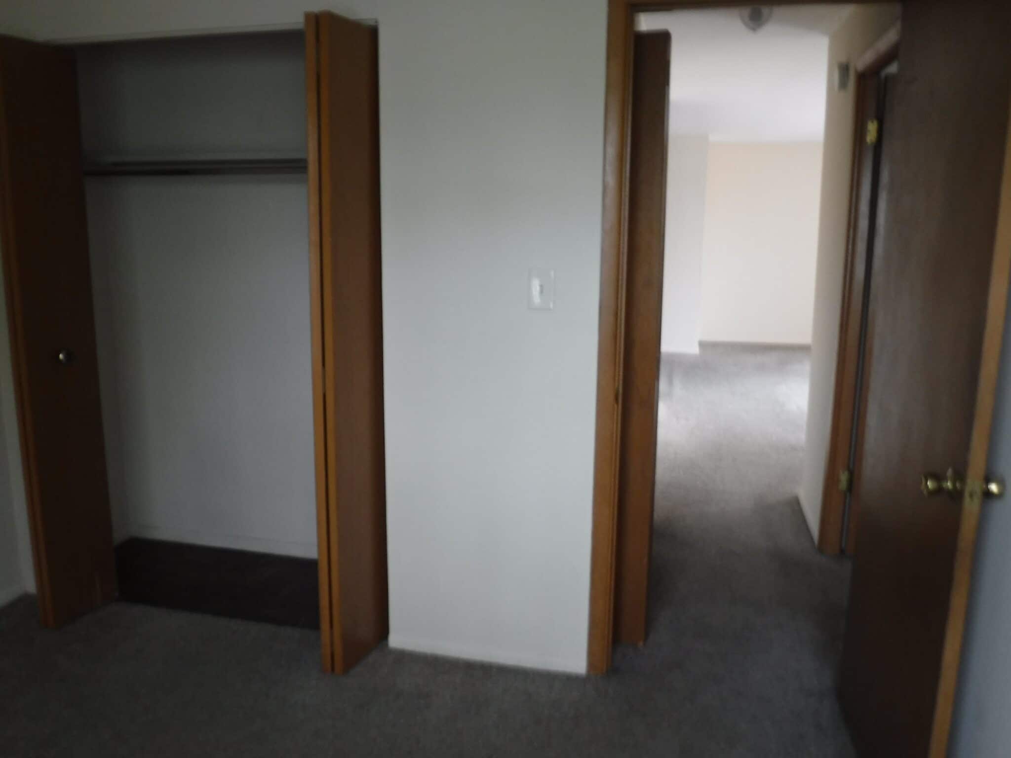 Building Photo - 1277 Cove Ave