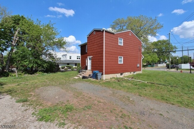 Building Photo - 520 Hamilton Blvd