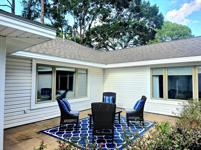 Building Photo - 12511 Shepherds Ridge Dr