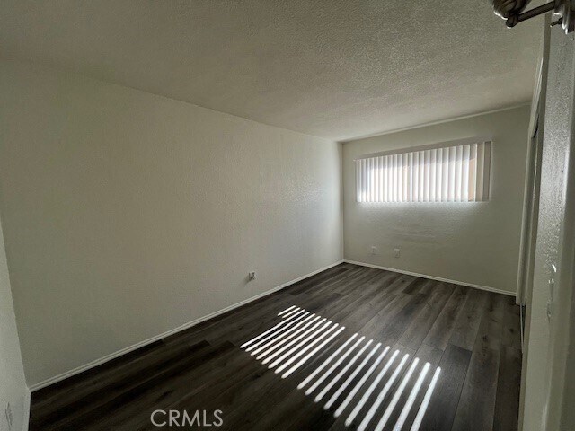Building Photo - 45421 Sunset Ln