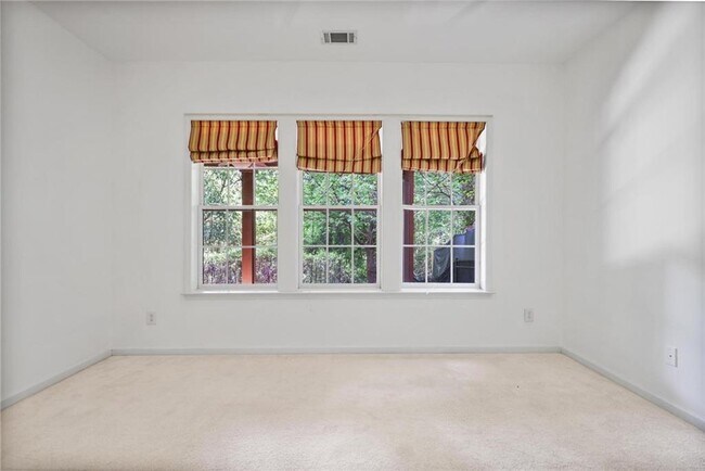 Building Photo - 2024 Wrights Mill Cir NE