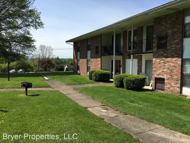 Building Photo - 107 Skyview Dr