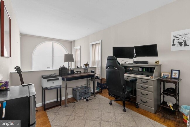 Building Photo - 787 S 3rd St