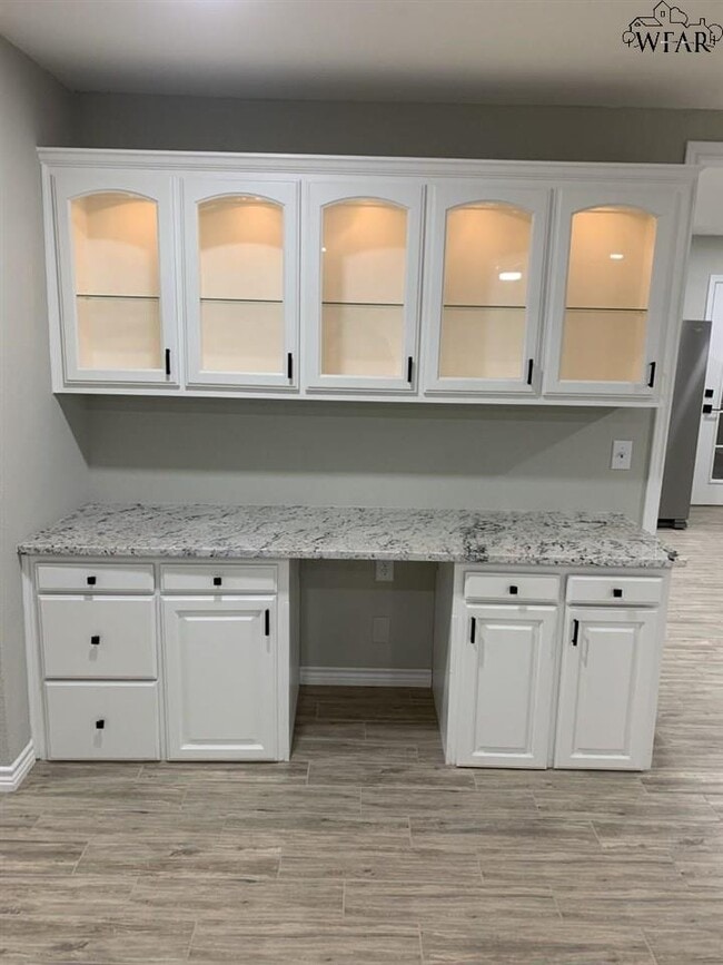 Building Photo - 4111 Stearns Ave