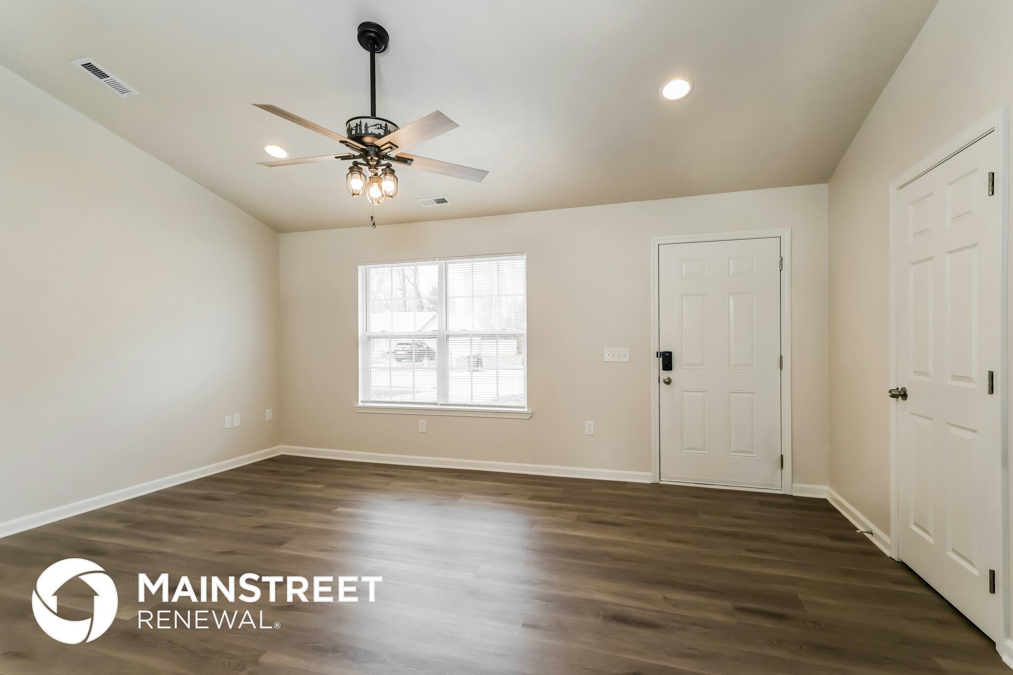 Building Photo - 1800 Field Dr