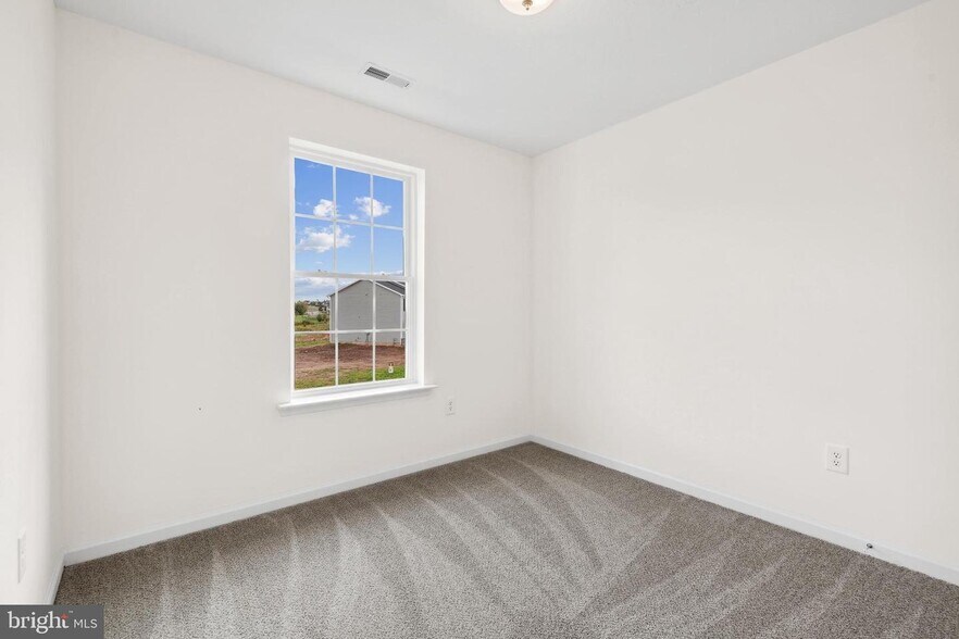 Building Photo - 3807 Castle Dr