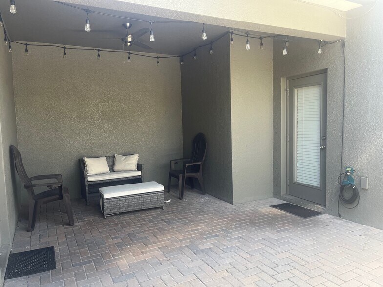 Building Photo - 6357 Shore Vista Pl