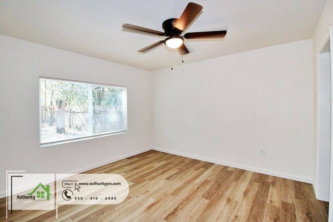 Building Photo - 3210 Veda St