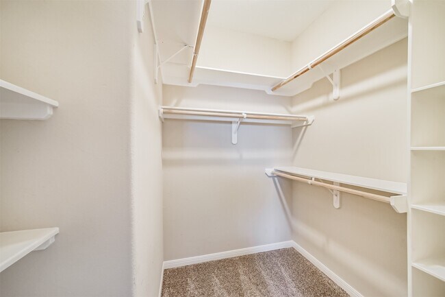 Building Photo - 5305 Avenue J
