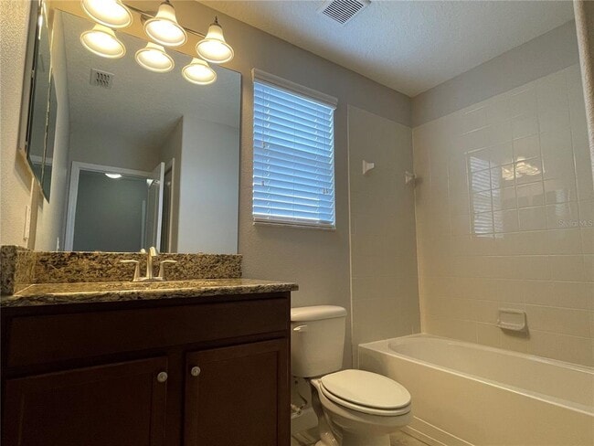 Building Photo - 15168 Evergreen Oak Loop