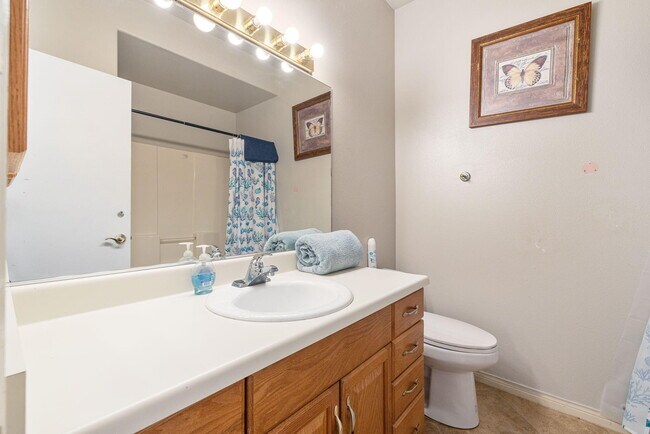 Building Photo - 50180 Vista Montana Rd