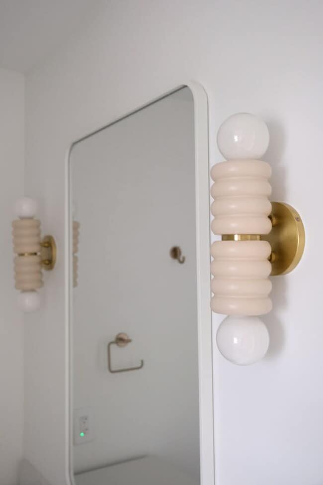 Building Photo - Custom Design Home in Greenville w/ Lawn Care included!