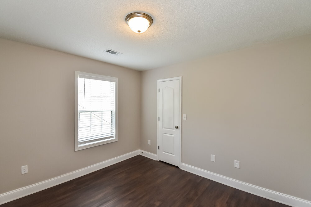 Building Photo - 709 Williamsburg Ct