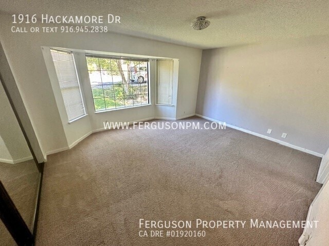 Building Photo - 1916 Hackamore Dr