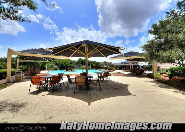 Building Photo - 28259 Daystrom Ln