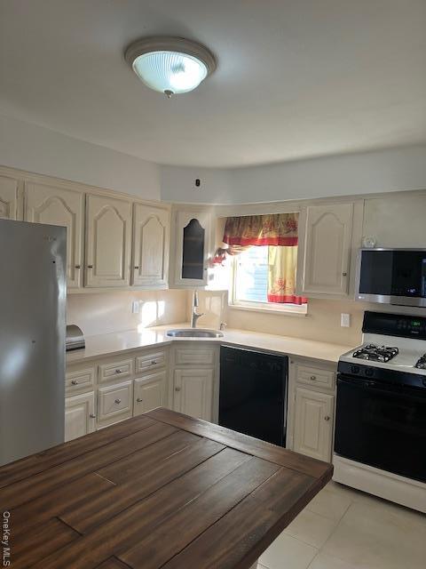 Building Photo - 162 Rolling St