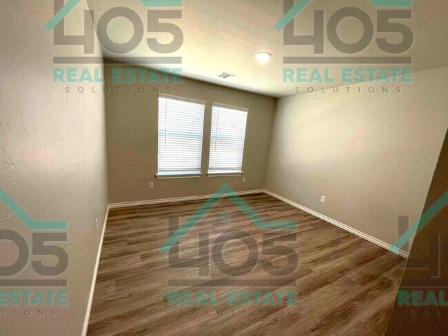 Building Photo - 7500 NW 149th St