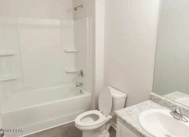 Building Photo - 3904 Silver Spur Rd