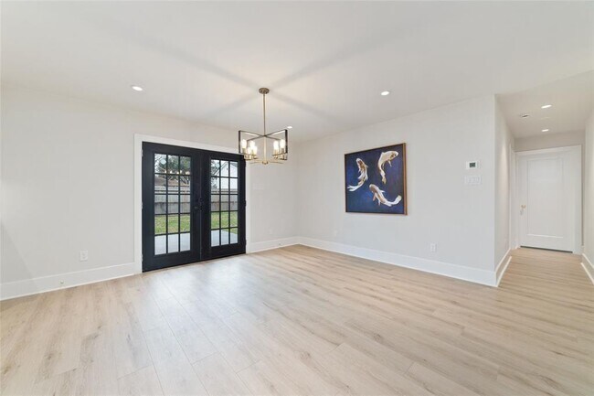 Building Photo - 1830 Locksford St