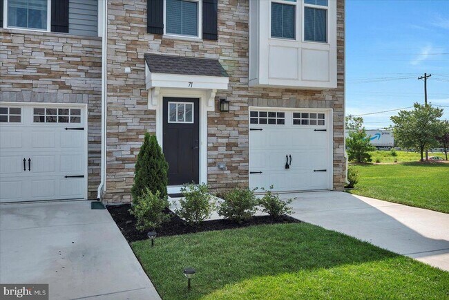 Building Photo - 71 Kohlmyer Dr