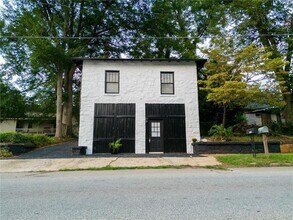 Building Photo - 340 W Washington St