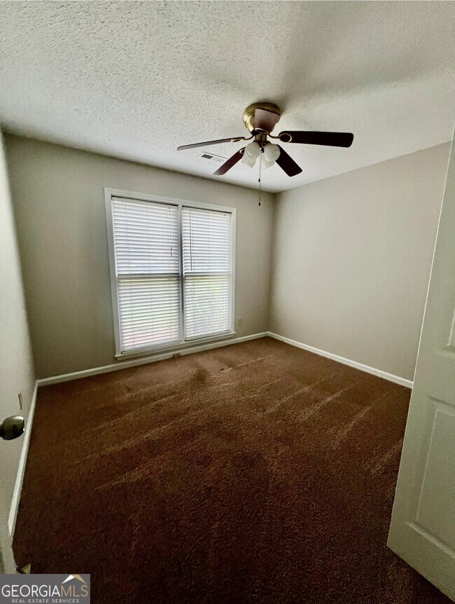 Building Photo - 160 Jeb Stuart Dr