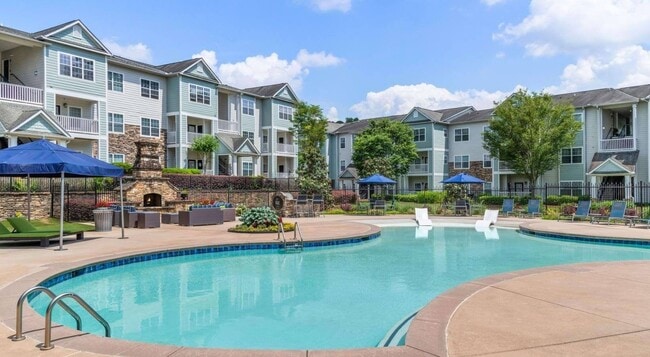 Building Photo - The Parke at Oakley