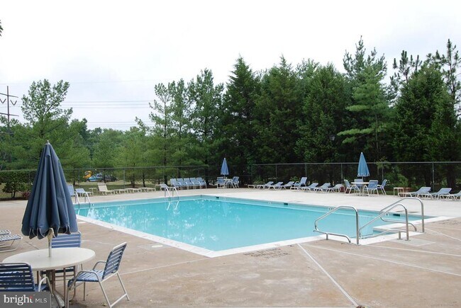 Building Photo - 5803 Orchard Hill Ct