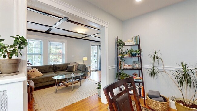 Building Photo - 20 Wheelwright Rd