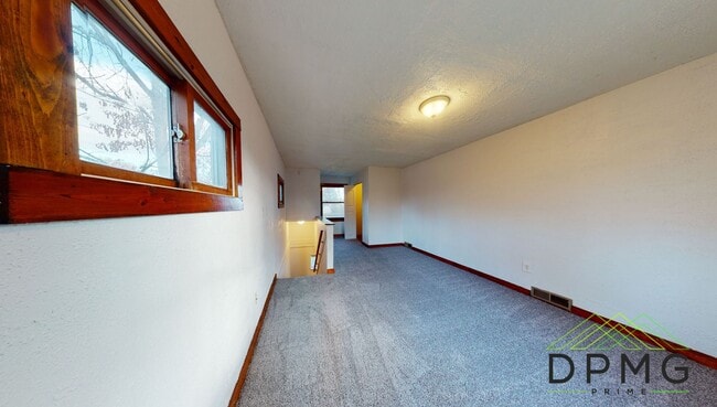 Building Photo - 2915 S Catherine St