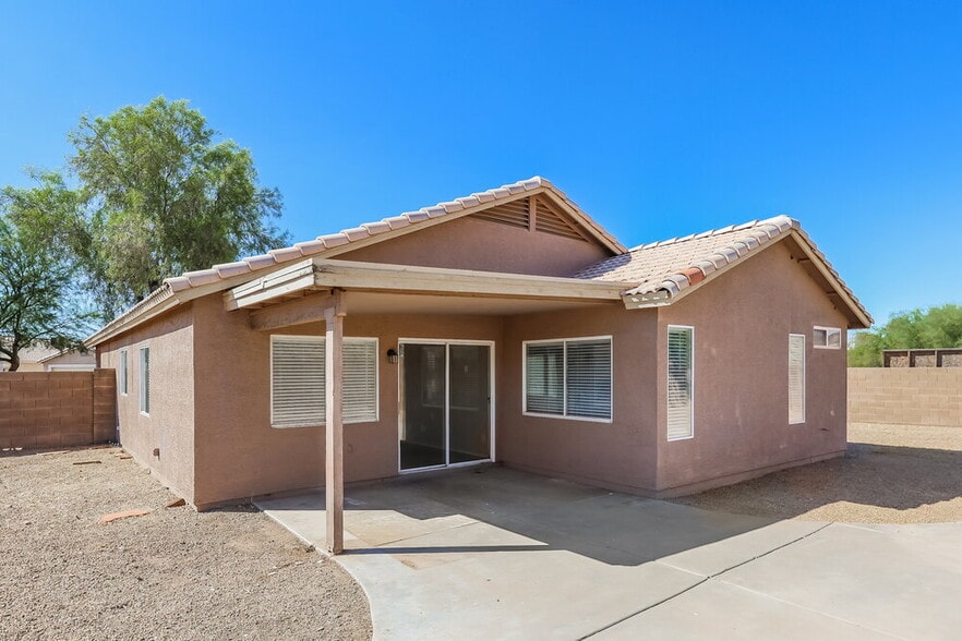 Building Photo - 3618 W Tina Ln