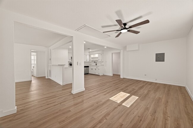 Building Photo - 2545 Jackson