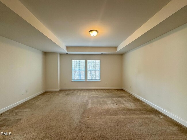 Building Photo - 247 Dando St