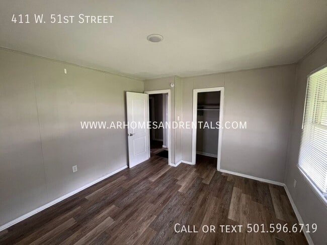 Building Photo - 411 W 51st St