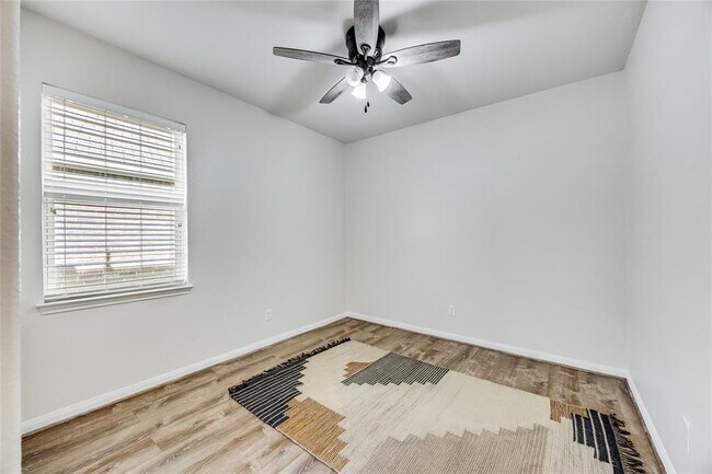 Building Photo - 19600 Woodrow Wilson St