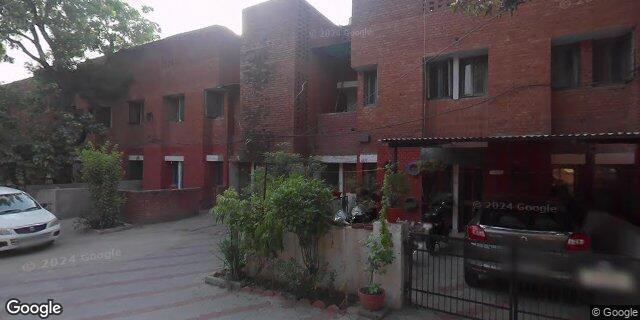 Building Photo - 520 Via De La Valle