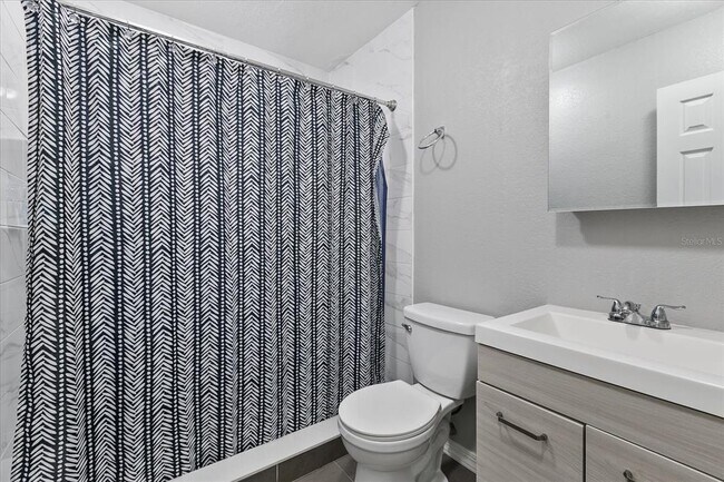 Building Photo - 3801 1st Ave S