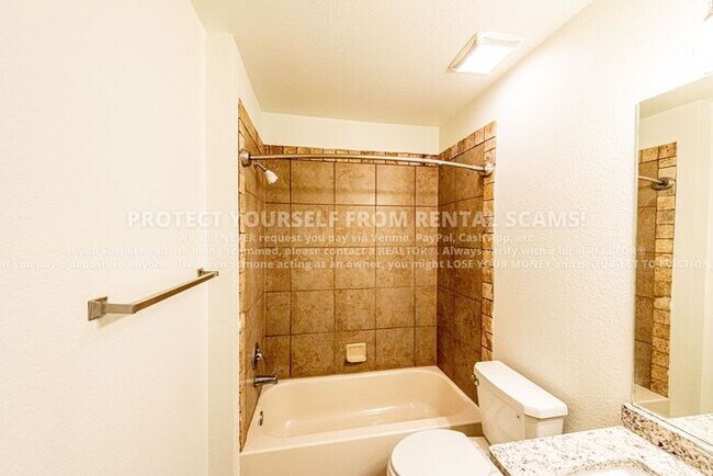 Building Photo - 766 W Breeze Cove