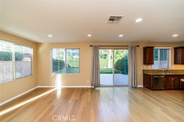 Building Photo - 168 Desert Bloom