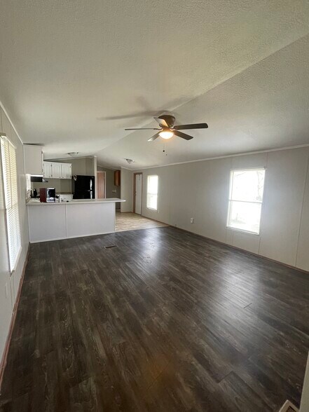 Building Photo - 18 Bellwood Dr