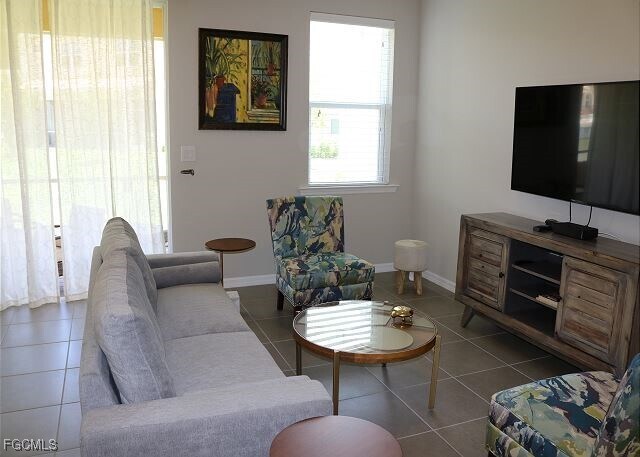 Building Photo - 10850 Alvara Point Dr