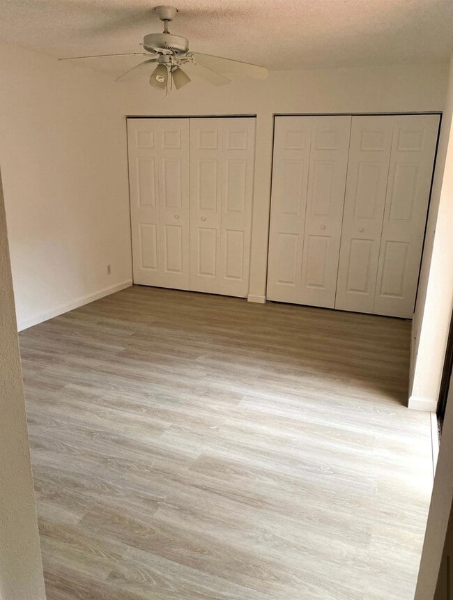 Building Photo - 8219 Thames Blvd